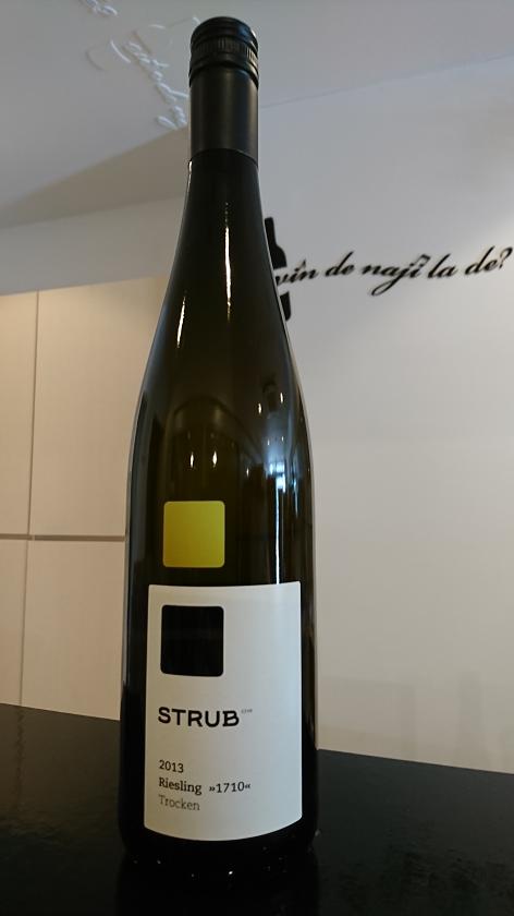 リースリング 1710 ニアシュタイナー・ヒッピングシュペートレーゼ 2013ワイングート・シュトルブRiesling 1710 Niersteiner Hipping Spatlese 2013Weingut Strub