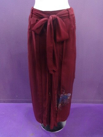 【中古】OZZ ON/OZZ ONESTE/和刺繍袴風ロングスカート/オッズオン/オッズオネスト/2510181854