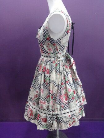 【中古】BABY，THE　STARS　SHINE　BRIGHT/ストロベリーレターズ柄裾スカラップジャンパースカート/ベイビーザスターズシャインブライト/2402021131