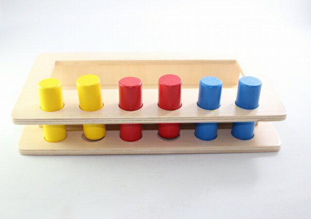 モンテッソーリ　ペグ・ボックス　Montessori Peg Box 知育玩具 2