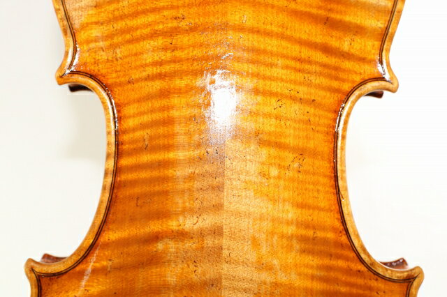 アンティーク仕上げ ♪マスター・バイオリン、イエロー♪ 50年物スプルース材　ストラディバリ・モデル　4/4