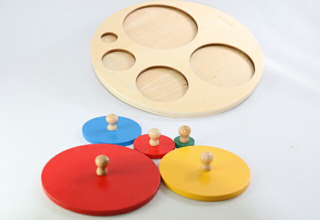 モンテッソーリ　はめ込みパズル ♪円形5種♪　Montessori Circles Puzzle 知育玩具 2
