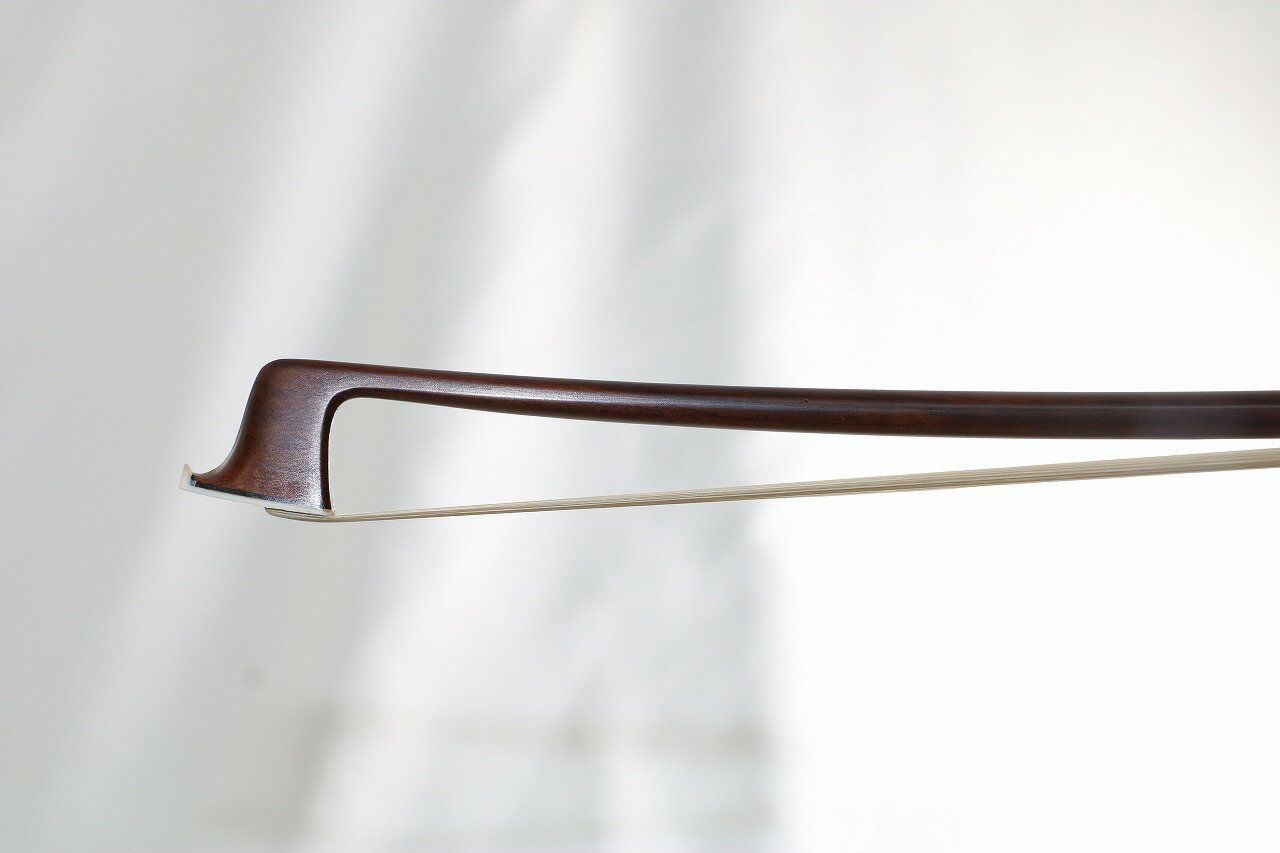 ヴィオラ弓　フェルナンブコ棹、黒檀フロッグ、シルバー巻き Fleur-de-lis装飾