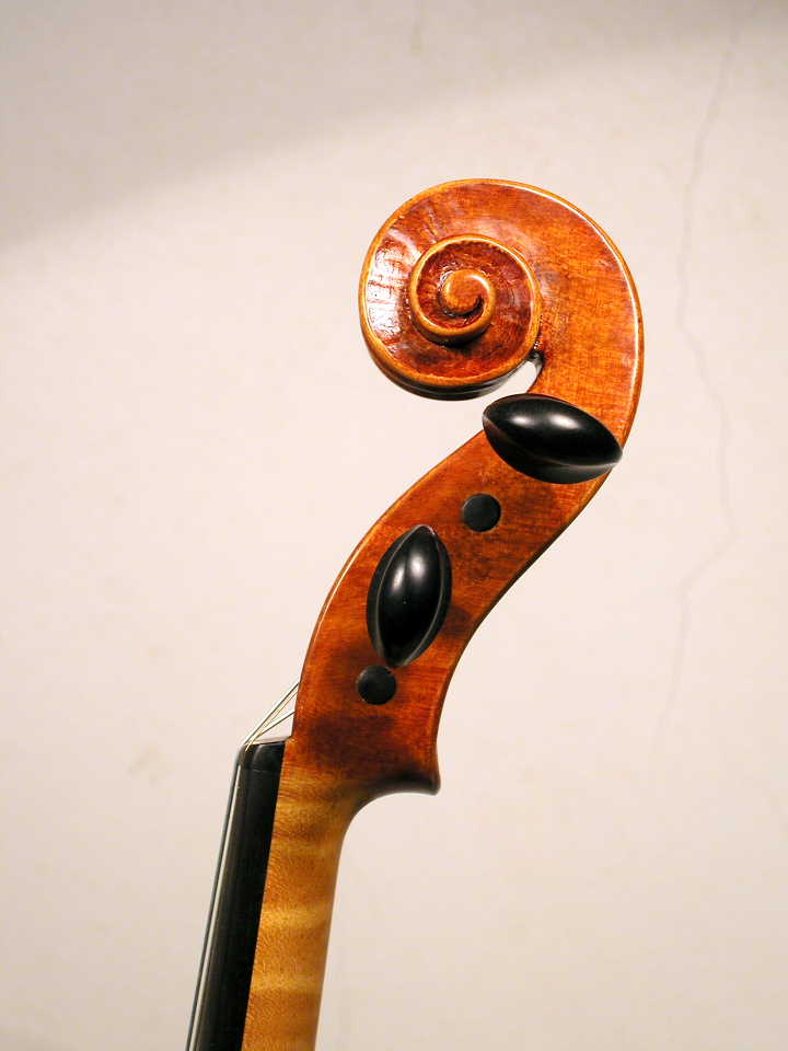 Claudio Cossali ���饦�ǥ��������å����ꡡ2010ǯ�����Pietro Guarneri ��ǥ�١��Х������