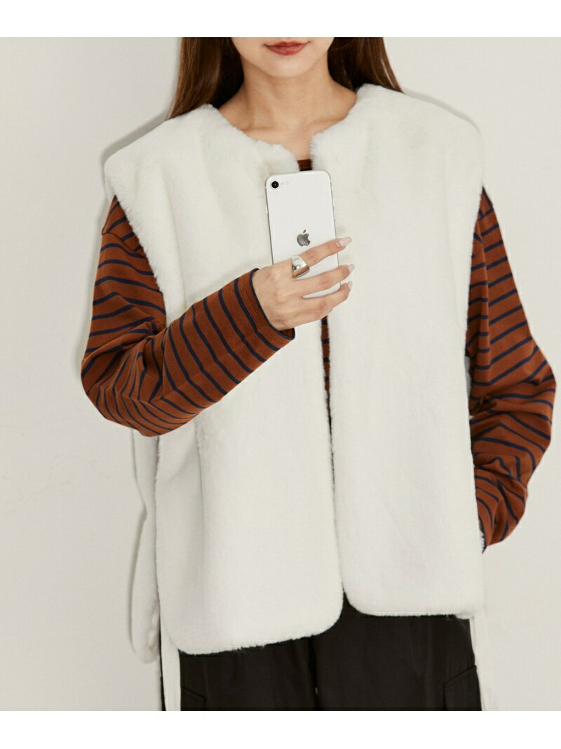 【SALE／40%OFF】【WEB限定】エコファージレ vis-a-vis ビス トップス ベスト・ジレ ホワイト ブラウン【RBA_E】[Rakuten Fashion]のサムネイル