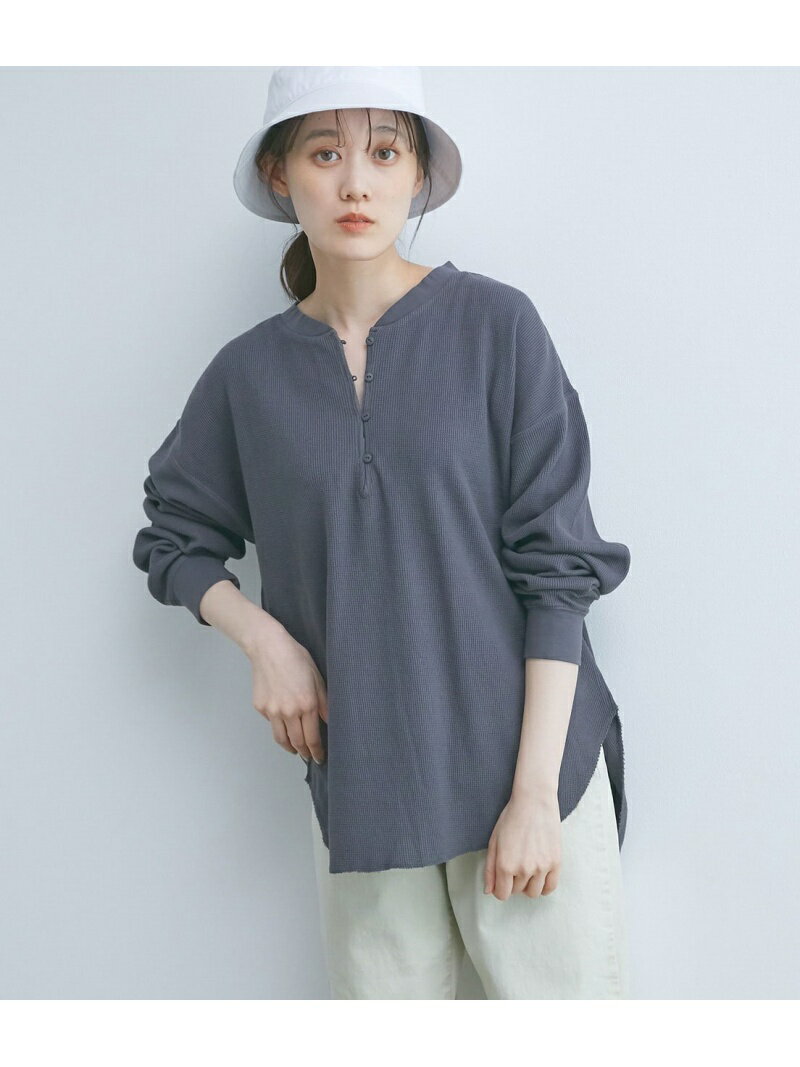 【SALE／60%OFF】チャイナ風スリットネックワッフルプルオーバー VIS ビス トップス その他のトップス ホワイト ブラック【RBA_E】[Rakuten Fashion]