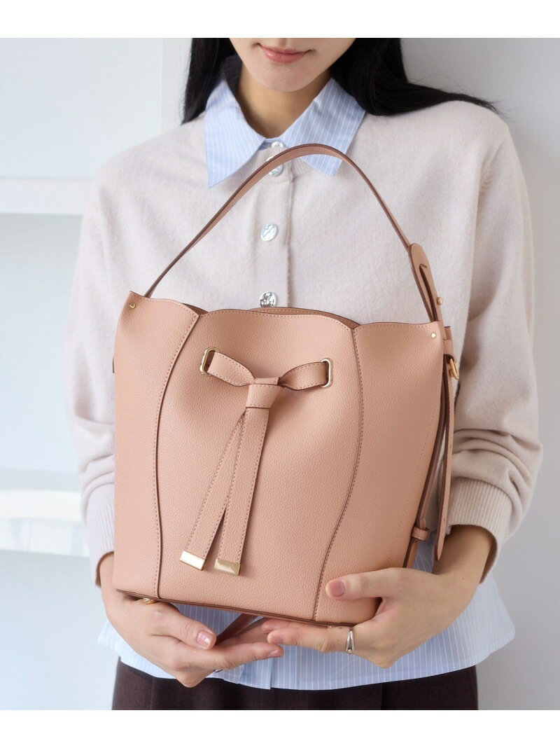 フラワーカットショルダーバッグ/2WAY VIS ビス バッグ ショルダーバッグ ブラック ピンク ホワイト【先行予約】*【送料無料】[Rakuten Fashion]