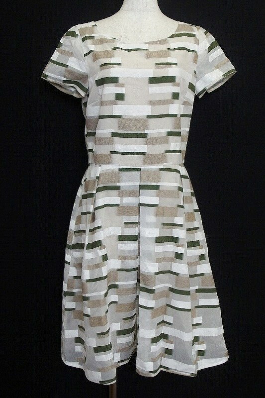 【中古】Intrend　半袖　フレアワンピース USA：6/F：40 ホワイト/ベージュ/グリーン ok3616142854