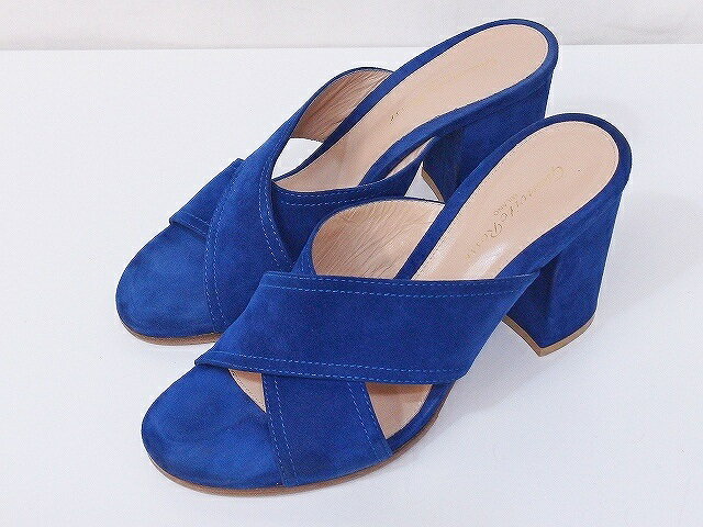 商品名gino rossi　サンダル　ミュール カラーブルー サイズ ( cm )サイズ表記 ： 38・ ヒール高さ9cm・ ヒール残 9/10素材スエード付属品元箱/保存袋（シワ目立つ）/冊子/コンディションレベルB+（通常中古品）コンデ...
