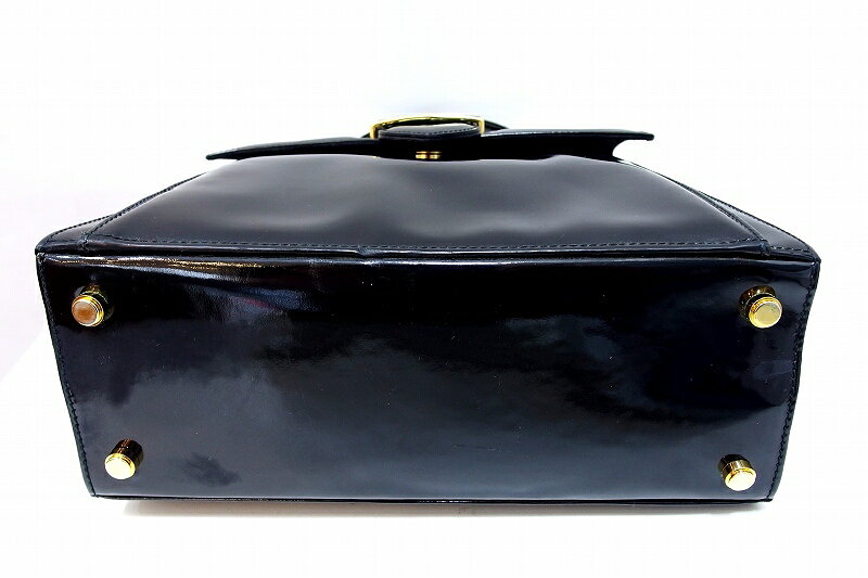 【中古】Salvatore Ferragamo サルヴァトーレフェラガモ パテントレザー 2WAY ハンドバッグ ゴールド金具 AQ214090 ブラック kz5018225826