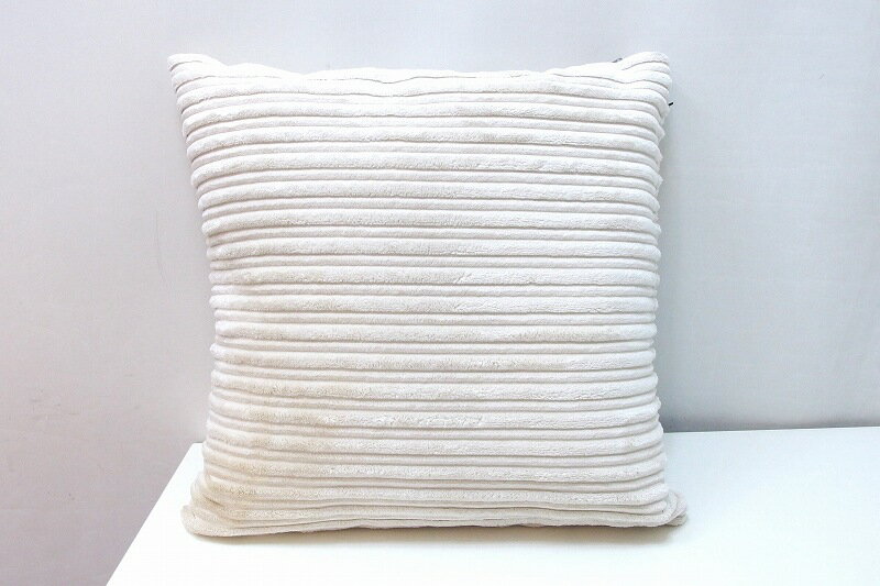 【中古】 【LOUNGE PUG ラウンジパグ】 クラシックコーデュロイ クッション 47×47cm アイボリーホワイト kz5020227150