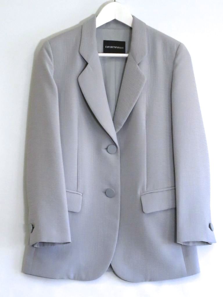 Rakuten - 【中古】EMPORIO ARMANI エンポリオアルマーニ エンボス加工ストライプ　テーラードジャケット 36 ライトブルー ok5022228494