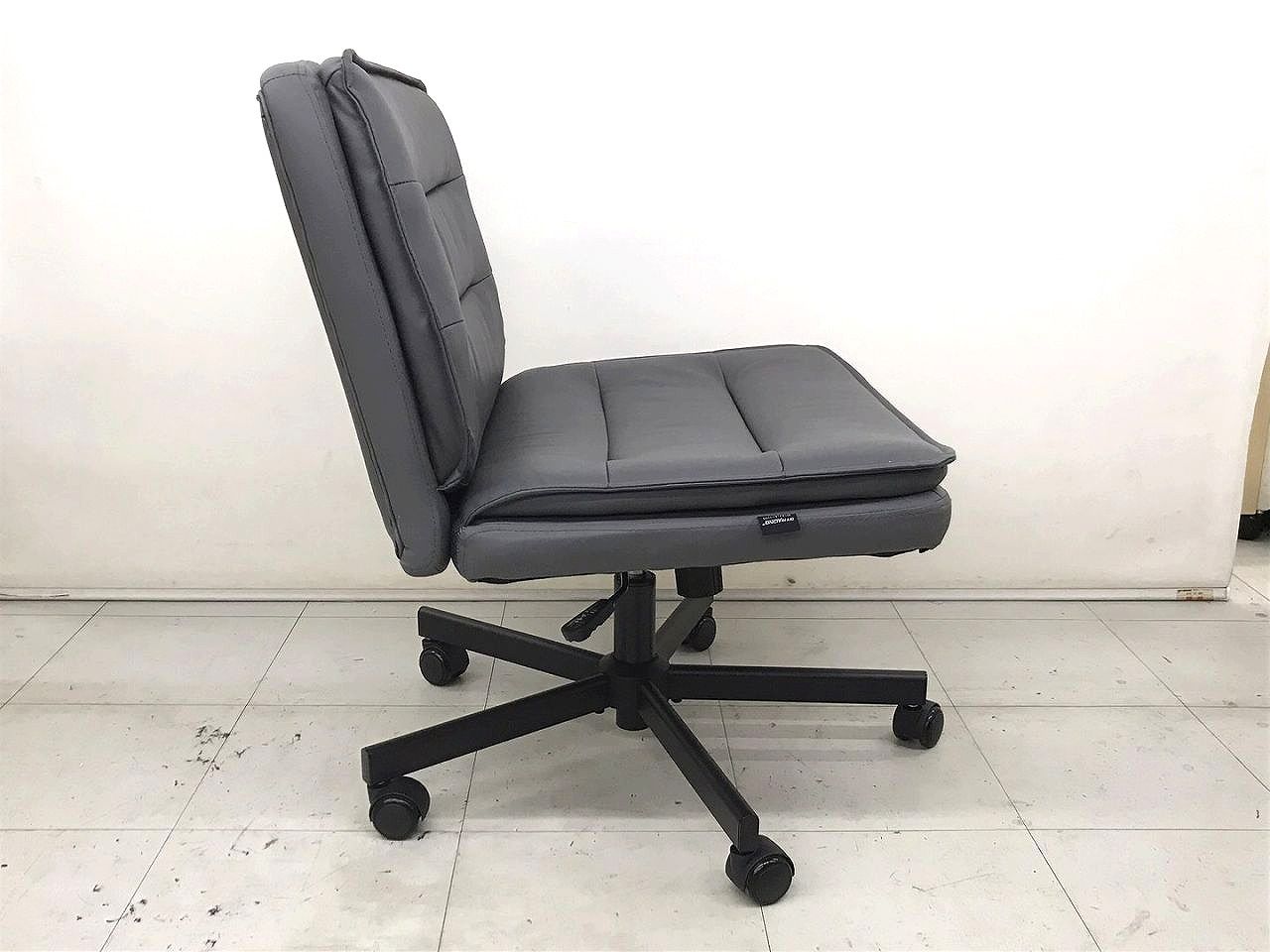 【中古】 GT RACING デスクチェア アームレス　オフィス　キャスター付き CH310 グ...