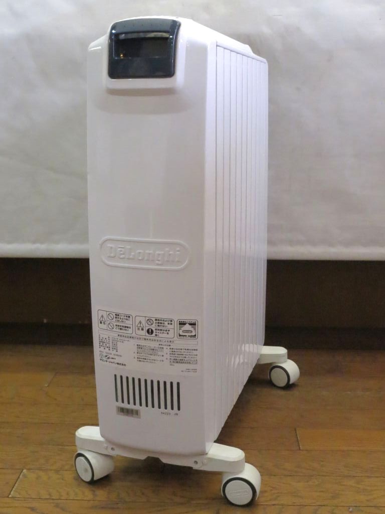 【中古】DeLonghi デロンギ ドラゴンデジタルスマート オイルヒーター QSD0915-BL ...