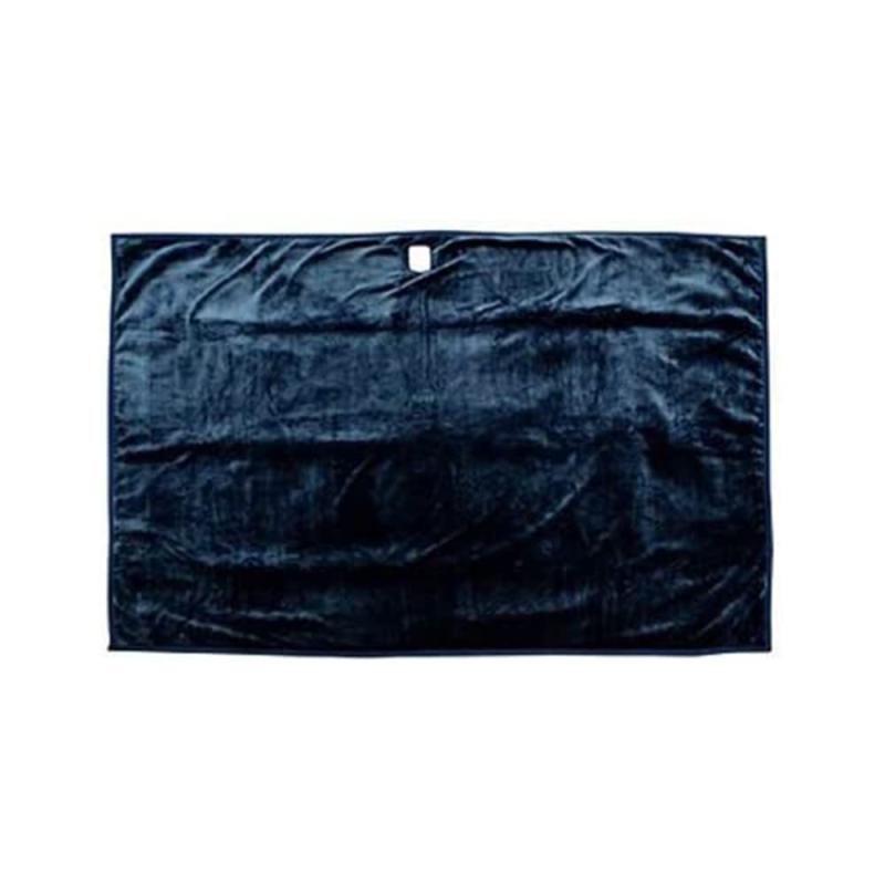 MORITA 電気掛敷毛布 フランネル 190x130cm (ブルー) TMB-K19FM(BL)やわらかで肌触りの良いフランネル素材の電気掛敷毛布です。滑らかな質感が手に馴染みます。約190×130cmの大判サイズで、掛けても敷いてもどちらにもお使い頂けます。掛毛布や敷毛布はもちろん、ソファーや床に敷いて電気カーペットとして使用したり、ひざや肩に掛けて電気ブランケットなど、色々な使い方ができます。頭寒足熱配線で冷えやすい末端はしっかり、頭近くは程よく暖めます。冷えやすい足元はしっかり暖め胸元はソフトに暖めることで心地よい眠りになります。コントローラーには室温の変化を感知し、毛布温度を自動調節してくれる「室温センサー」を搭載しています。汚れたら本体からコントローラーを外して洗うこともできます。いつでも清潔に使えて小さなお子様の食べこぼしなども安心です。ダニ退治、ウォッシャブルでいつでも清潔な状態がキープできます。15時間で自動OFFタイマー機能が付いているので、起床後の消し忘れにも安心です。