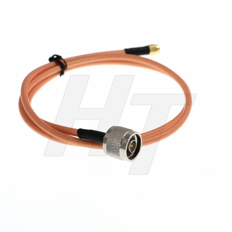 HangTon N SMA RG142 アンテナ通信ラジオオス-オスフィーダーRFケーブル 金メッキ 低損失 6GHz (3.3フィート/1メートル)NオスからSMAオス、金メッキ、テフロン熱収縮ストレインリリーフ。RG142、高周波、柔軟なピグテール低損失RF同軸ケーブル、インピーダンス：50Ω。用途：アンテナ、ラジオ、シグナルエンハンサー、ワイヤレスアダプター、通信機器など。導体:銀コーティング銅被覆鋼。 周波数：DC~6GHz。 減衰：0.12dB/m~1.05dB/m。ケーブルの特徴: PTFE絶縁、シールド(二層銀メッキ銅編組)でEMIとRF干渉の両方を遮断。耐熱性に優れたFRPジャケット。