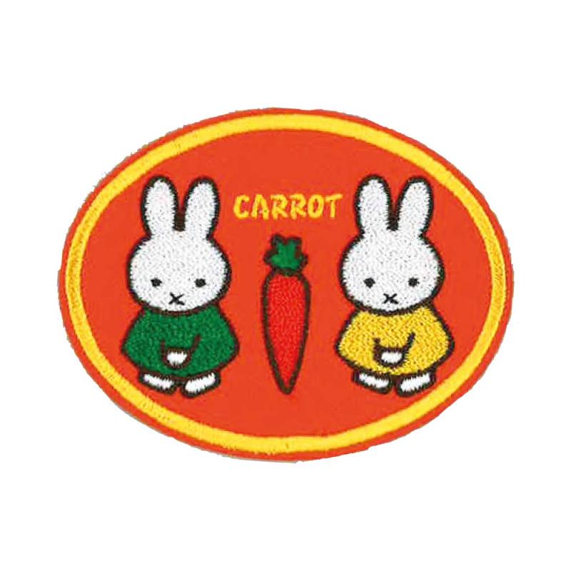 ミノダ miffy CARROT ワッペン キャロット D02Y1505 オレンジミッフィーキャロットシリーズのワッペンです。アイロン接着のほか、シールとしてもお使いいただけます。本体サイズ:約W 74mm×H 57mm