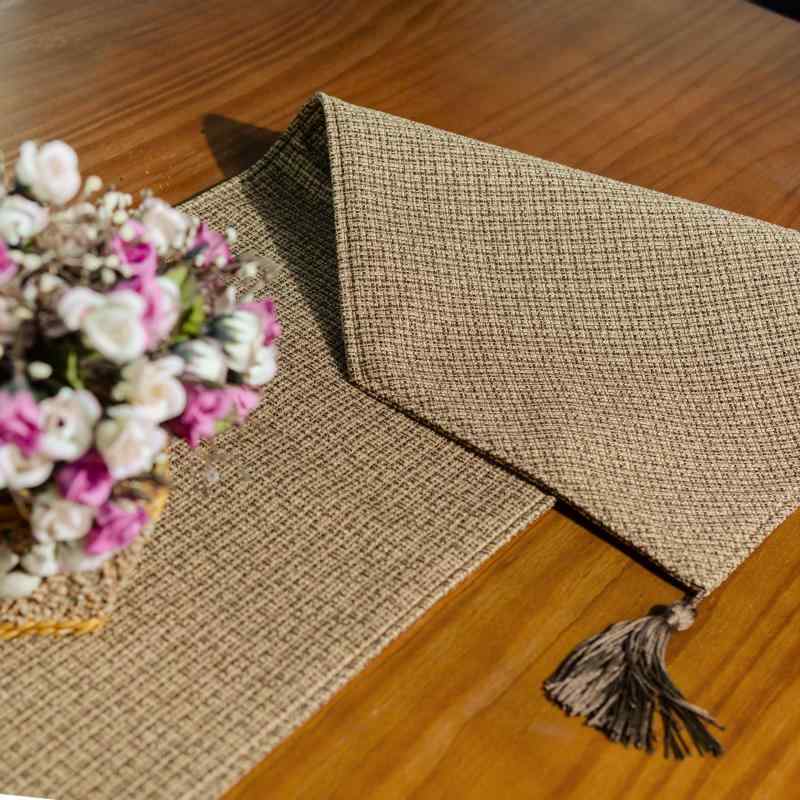 Sikkayおしゃれ北欧テーブルセンターキッチン飾りクリスマス用ジャガード テーブルランナータッセル付き