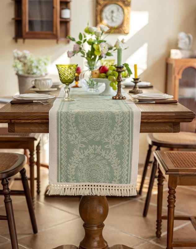青未了 テーブルランナー 北欧 テーブルセンタークロス おしゃれ テーブルらんなー 布 食卓飾り タッセル