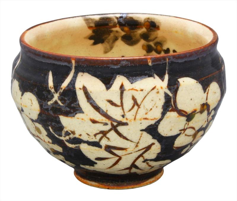 美濃焼 達久美子 たっぷり碗 鼠志野ぶどう