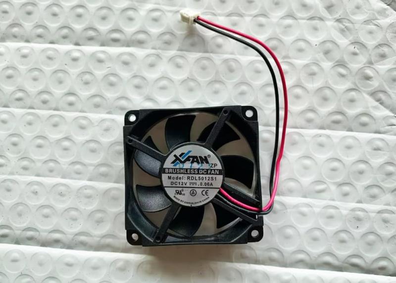 修理交換用 東芝 REGZAブルーレイ DBR-Z110 対応散熱冷却ファン RDL5012S1 12v 0.06A 2線