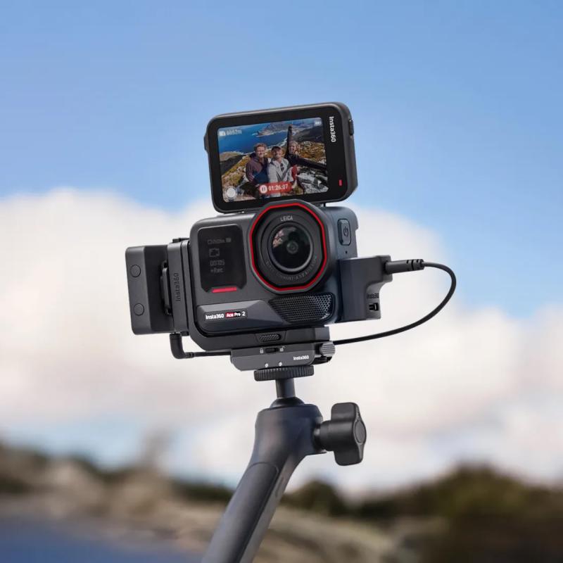 ビジョンストアのInsta360 Ace Pro 2/Ace Pro/Ace クイックリリースコールドシュー｜アングル2