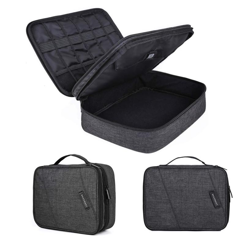 [BAGSMART]バッグスマート ガジェットポーチ ガジェットケース ガシェット収納ポーチ トラベルポーチ 小物入れ ケーブル収納 仕切り 二層構造 撥水 大容量 手提げ 持ち運び 旅行 vision-stores-10196529 ビジョンストア パッケージ画像