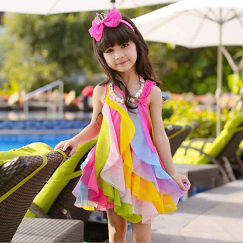 ワンピース 女の子 子供服 キッズ ドレス チュールスカート 吊り型 ノースリーブ キャミソール レインボー 虹色 かわいい おしゃれ ビーチ リゾート 夏服・スタイル: プリンセス・素材名: ポリエステル・スカートタイプ: キャミワンピ/ノースリーブワンピ・安全基準: B類・主な素材成分: モダール・主な素材成分含有量: 60%・対象性別: 女児・適正年齢層: 3~8歳・面料工芸: 褶皺・スカートの裾スタイル: 不規則・裏地成分: 綿・裏地成分含有量: 60%・要素: バイカラー・カラー: 斜め肩レインボー・サイズ展開: 110cm,120cm,130cm,140cm,150cm・製品カテゴリー: 子供用スカート