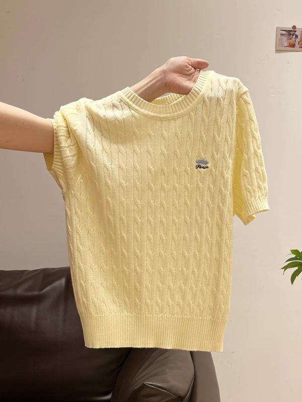 ・カテゴリ: 毛衣・素材: 粘胶纤维・柄: 纯色・厚さ: 薄・組合せ形式: 単品・スタイル: プルオーバー・シルエット: 修身・袖の種類: 常規袖・ネックライン: ラウンドネック・袖丈: 三分袖・デザイン要素: リブ・着丈: 普通丈(50cm超65cm以下)・加工: 刺繍・カラー展開: ライトイエロー、アプリコット・サイズ展開: フリーサイズ・着用方法: プルオーバー・メイン素材含有率: 30%以上50%未満・柔らかさ: 適度