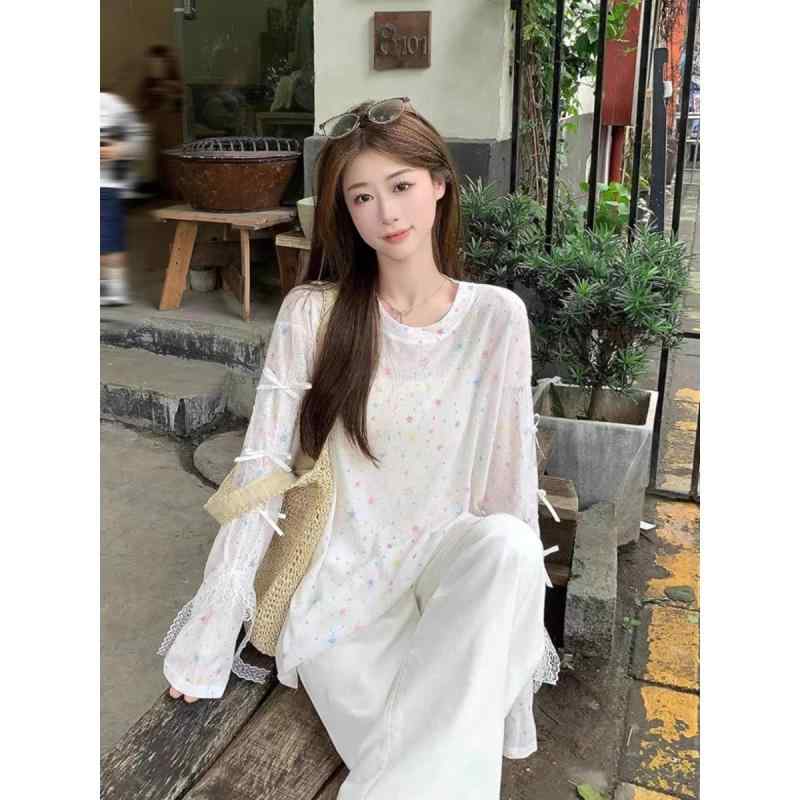 Tシャツ レディース 長袖 カットソー レース 切り替え 花柄 インナー 薄手 シースルー 透け感 防塵 紫外線対策 日焼け防止 シアーシャツ トップス 韓国風 カジュアル きれいめ 伸縮性 通気性 旅行 普段使い 着痩せ