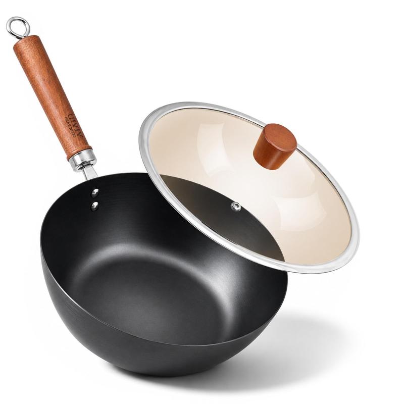 ビジョンストアのVIVIDCOOKWARE 11インチ 鉄製中華鍋 冷間鍛造鉄製中華鍋 ガラス蓋付き 高耐久 炒め鍋 丸底 木製ハンドル付き ガス火 丸底IHコンロ用｜アングル2