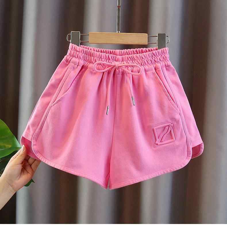 ・カテゴリ: キッズパンツ・スタイル: 韓国風・丈: ショートパンツ・主な素材: ポリエステル30%・性別: 女の子・対象年齢: 中大童（8歳以上、身長140cm以上）・スタイル: カジュアルパンツ・柄: 無地・デザイン: スポーツ・ウエスト: ミドルウエスト・カラー展開: ホワイト、ピンク・サイズ展開: 110cm、120cm、130cm、140cm、150cm、160cm