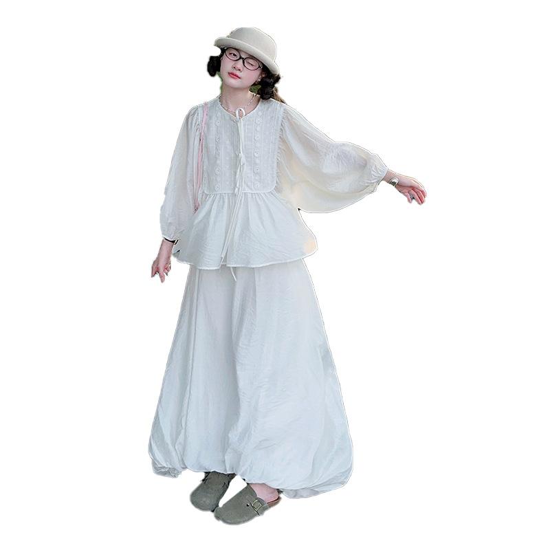 セットアップ 女の子 キッズ 子ども服 2点セット トップス ボトムス シャツ スカート 半袖 重工レース 切り替え カットアウト ギャザー フレア Aライン ウエストゴム 快適 カジュアル ガーリー フェミカジ 夏 サマー ホワイト ブルー