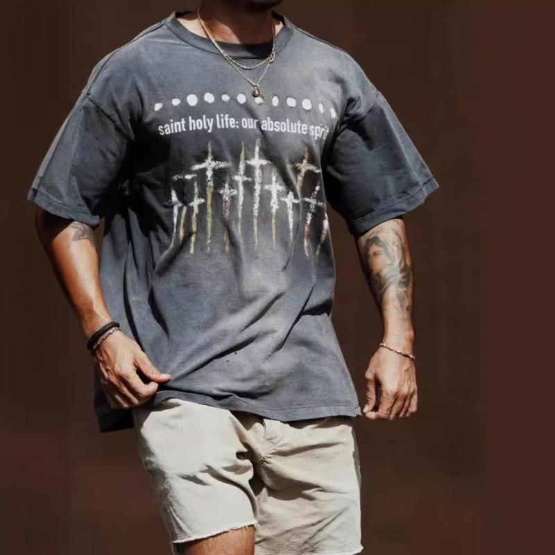 ・カテゴリ: Tシャツ・スタイル: ストリート・主な素材: 綿96%以上・柄: アルファベット、プリント・シルエット: ルーズフィット・ネックライン: クルーネック・袖丈: 半袖・フード: なし・生地の厚さ: 普通・対象: メンズ・詳細: プリント、ロゴ・加工: プリント、染色・カラー展開: ウォッシュドブラック、ウォッシュドホワイト・サイズ展開: S、M、L、XL・重量: 250g・機能性: 通気性、耐摩耗性、高色堅牢度
