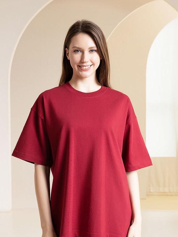 ・カテゴリ: Tシャツ・スタイル: ベーシック・主な素材: 綿96%以上・柄: 無地・シルエット: ルーズフィット・ネックライン: クルーネック・袖丈: 半袖・厚み: 標準・着用シーン: スポーツ・ディテール: ワッペン・プリントテーマ: ブランドロゴ・加工: プリーツ・カラー展開: ブラック、ホワイト、コーヒー、カーキ、ボルドー、ベージュ、ネイビー・サイズ展開: S（60-65kg）、M（65-70kg）、L（70-80kg）、XL（80-90kg）、XXL（90-100kg）・袖の種類: レギュラースリーブ・重量: 300g・機能性: 吸湿速乾・対象性別: メンズ