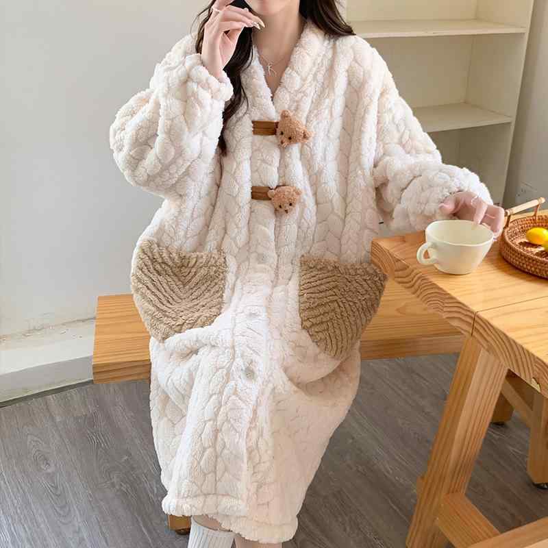 マタニティワンピース 妊婦用 パジャマ 秋冬 サンゴマイヤー 厚手 授乳口付 産後ケ...