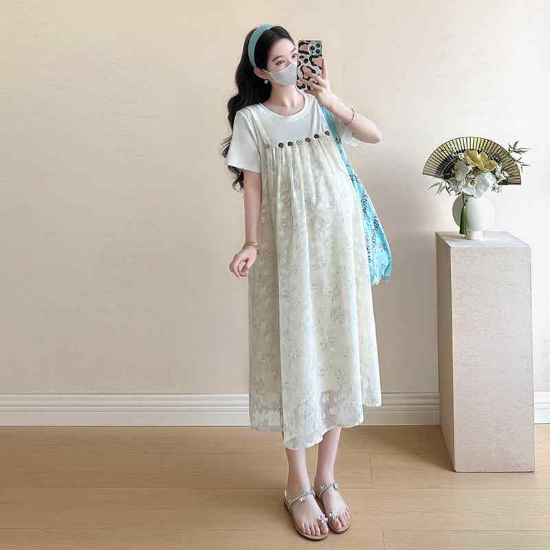 ワンピース マタニティ レディース ゆったり 妊婦服 チュニック シフォン ジャガード 切り替え フェイクレイヤード 韓国風 きれいめ 体型カバー 膝丈 半袖 春夏 カジュアル オフィス 通勤・カテゴリ: ワンピース・ネックライン: クルーネック・袖丈: 三分袖・主な素材: ポリエステル50%-70%・柄: 抽象・スカート丈: ミモレ丈・カラー展開: ピンク、ブルー・サイズ展開: M,L,XL,2XL・シルエット: Aライン・スタイル: カジュアル・袖の形状: 常規袖・加工: 織り