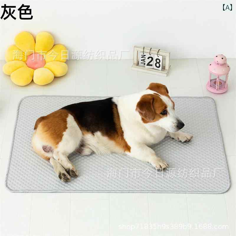 ペットマット 涼感マット オールシーズン 犬 猫用 冷却シート 接触冷感 ひんやり 寝具 暑さ対策 室内用 クッション ペット用品・カテゴリ: 冷却マット・カラー展開: グレー、ブルー、ピンク、グリーン・サイズ展開: M(45*60cm)、L(50*70cm)、XXL(90*140cm)・対象: 犬
