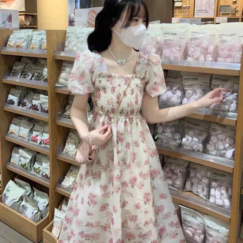 ワンピース レディース 春夏 フレンチスタイル スクエアネック 花柄 ウエストシェイプ パフスリーブ フェミニン ガーリー 小柄 膝丈 ロング丈・素材: ポリエステル95%以上・柄: 3Dプリント・加工: 形態安定・スタイル: プルオーバー・ワンピース丈: ミディアム丈・シルエット: Aライン・ネックライン: スクエアネック・袖タイプ: パフスリーブ・袖丈: 半袖・ウエスト: ミドルウエスト・流行: 立体感・カラー展開: ピンク, オレンジ・サイズ展開: S, M, L, XL, 2XL, 3XL・テイスト: ナチュラル・スウィート