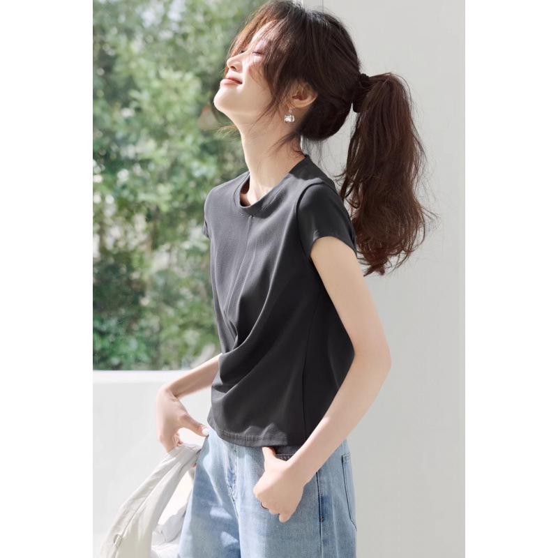Tシャツ レディース 半袖 デザイン性 アシンメトリー ツイスト スリムフィット 細見え カジュアル 春夏・カテゴリ: Tシャツ・スタイル: 都市風・素材: ポリエステル30%-50%・袖丈: 半袖・シルエット: 直筒型・着丈: 50cm-65cm・ネックライン: クルーネック・流行要素: 無地・カラー展開: ダークグレー、ブラック、ネイビー・サイズ展開: S,M,L,XL,2XL