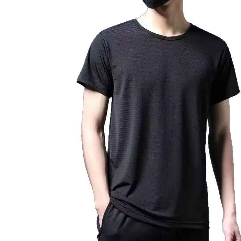トップス メンズ 半袖 Tシャツ 接触冷感 メッシュ 通気性 無地 透け感 ドレープ感 速乾 インナー カジュアル アウトドア・カテゴリ: Tシャツ・スタイル: 青春流行・パターン: 無地・シルエット: ルーズフィット・デザイン: プルオーバー・ネックライン: クルーネック・袖丈: 半袖・フード有無: フードなし・厚さ: 薄手・素材: 化学繊維混紡・主な素材配合率: 91%-95%・用途: 日常・加工: 形態安定・カラー展開: ブラック、ホワイト、ライトグレー、ダークグレー・サイズ展開: M,L,XL,2XL,3XL,4XL,5XL・重量: 180g以下・機能性: 通気性・対象年齢層: 大人・性別: 男性