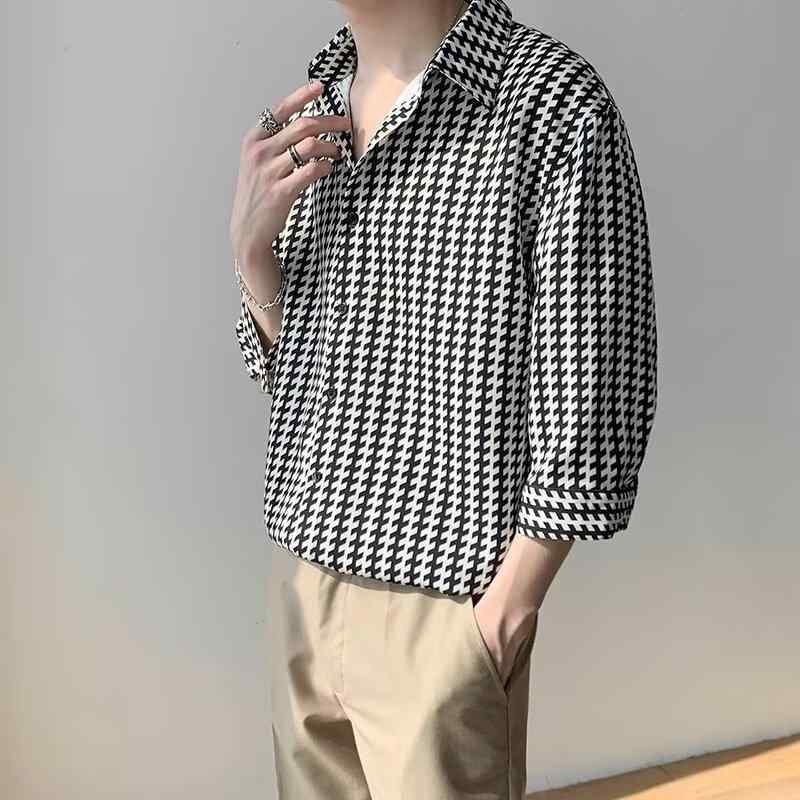 シャツ メンズ 七分袖 半袖 ストライプ 薄手 カジュアル 高級感 港風 おしゃれ トレンド・素材: 真丝・機能: 洗濯機洗い可・生地の密度: 20番手・スタイル: 青春流行・フィット感: ゆるめ・ネックライン: 立襟・袖丈: 七分袖・柄: 無地・厚さ: 普通・対象: 青少年・主素材: 聚酯纤维（ポリエステル）・主素材混用率: 96%以上・用途: カジュアル・カラー展開: ブラック・サイズ展開: M, L, XL, 2XL, 3XL・加工: 形態安定加工・対象年齢: 成人・性別: 男性・カテゴリ: シャツ