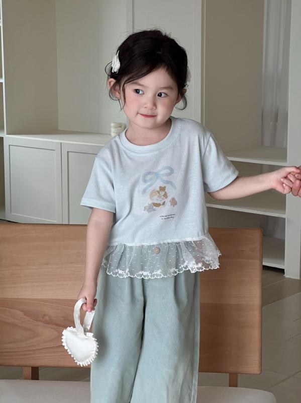 ・カテゴリ: 子供服Tシャツ・スタイル: 韓国風・性別: 女の子・フード: なし（フードなし）・袖丈: 半袖・対象年齢: 1〜3歳（身長80〜100cm）、3〜8歳（身長100〜140cm）・生地加工: 柔軟処理・柄: 無地・デザイン要素: セット、レース、フリル・生地: 綿・主な素材: 綿90%以上95%未満・安全基準: B類・ネックライン: クルーネック・カラー展開: ライトブルー・サイズ展開: 90cm、100cm、110cm、120cm、130cm