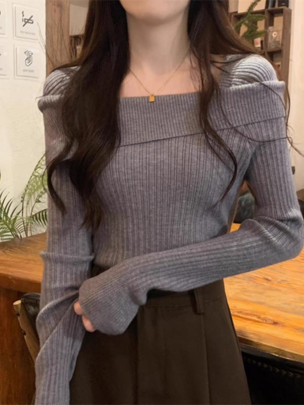 ニット レディース オフショルダー 高級感 スリム 秋冬 インナー トップス・素材名: ビスコース・主素材成分2: ビスコース・主素材成分: ビスコース・柄: 無地・厚さ: 薄手・セット内容: 単品・スタイル: プルオーバー・シルエット: スリムフィット・袖の形: レギュラー袖・ネックライン: ボートネック・袖丈: 長袖・トレンド要素: 無地・着丈: 普通（50cm〜65cm）・加工: 吊り染め・カラー展開: ホワイト、グレー、ブラック、アプリコット、カーキ・サイズ展開: ワンサイズ（80-120）・スタイルタイプ: フェミニン・着脱方法: プルオーバー・主素材成分含有量: 30%以下・主素材成分2含有量: 30%-50%・スタイル: ピュアセクシー・カテゴリ: ニット・対象者: ティーン、若者、青年、中青年