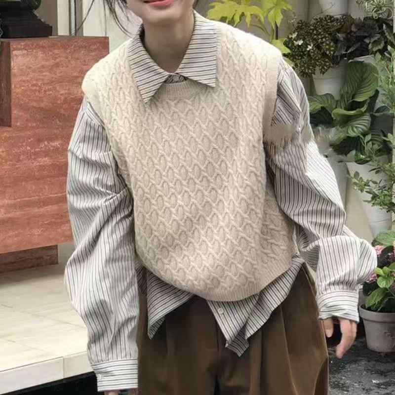 ベスト レディース ニット ケーブル編み ノースリーブ 秋服 秋冬 トップス チョッキ 重ね着 無地 レイヤード ゆるっと カジュアル ナチュラル 大人可愛い オフィス 通勤 通学 vision-stores-10366206 ビジョンストア パッケージ画像
