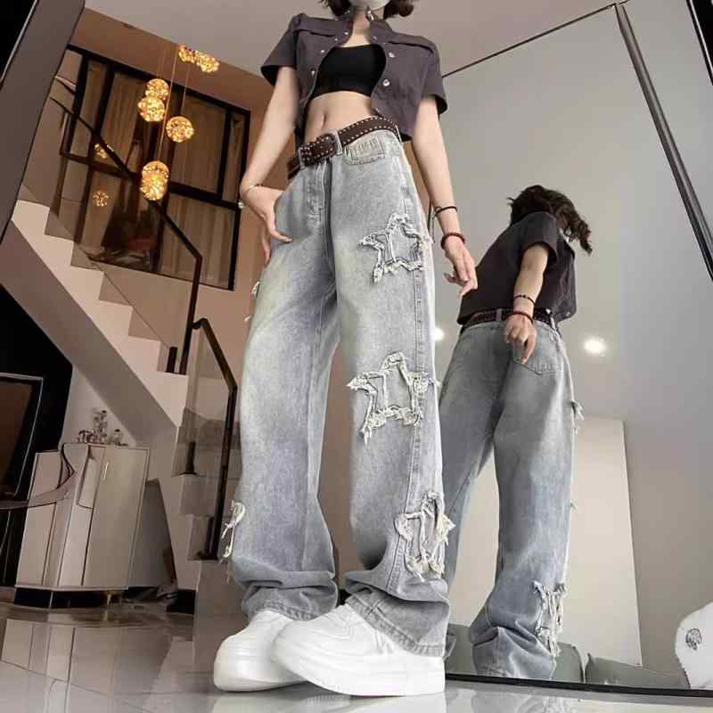 ジーンズ レディース デニムパンツ ジーパン 長ズボン ボトムス ハイウエスト 美脚 着痩せ ストレート ワイドパンツ 刺繍 星柄 フリンジ アメリカン ヴィンテージ風 レトロ カジュアル 通学 通勤 春秋 ブルー・カテゴリ: デニムパンツ・スタイル: ゴシック、個性派ストリート・主な素材: 綿 70%以上80%未満・パンツ丈: フルレングス・ウエスト: ハイウエスト・厚み: 中等・装飾: 立体装飾、刺繍・カラー展開: ライトブルー・サイズ展開: S、M、L、XL、2XL