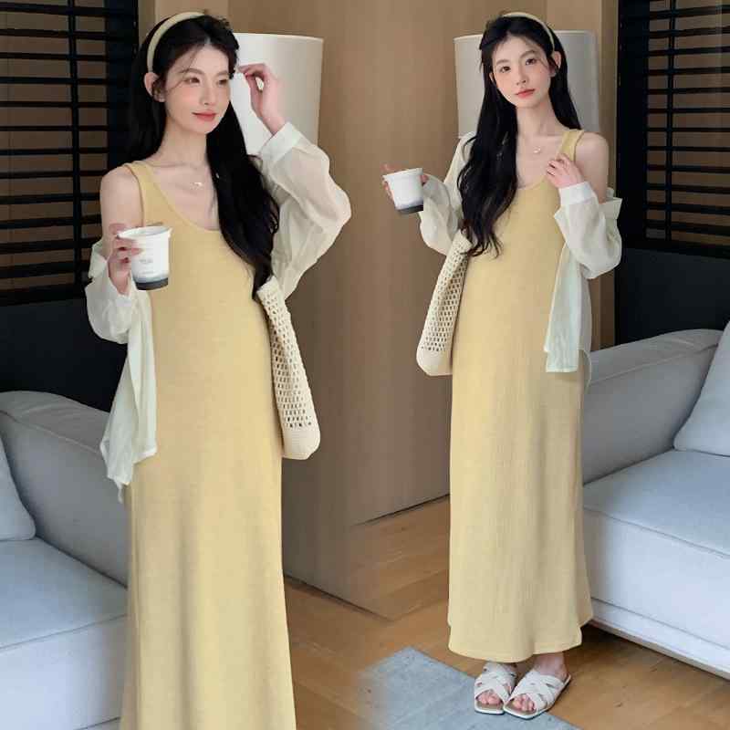 ワンピース マタニティ レディース 春夏 韓国風 2点セット キャミソール シャツ スリット入り 日焼け防止 デザイン 快適 通勤用 普段使い 体型カバー 着痩せ感 リラックス感 柔らかい素材 通気性 上品 シンプル ベーシック