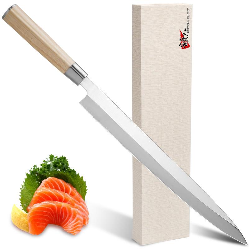 韻yin 刺身包丁 柳刃 2 片刃 ステンレス 柳葉 魚さばき 刺身 海鮮 切れる ギフト包装 プレゼント 結婚祝い プレゼント【柳刃（刺身）包丁】：柳刃（刺身）包丁とは、和食調理用の片刃の包丁です。柳の葉の形に似ていることからこの名前がついたようです。魚の皮を引いたり、刺身をきれいに切るために昔から使われてきました。また、魚の皮を引くためには皮に刃が入ってちぎれないよう、片刃である必要があります。刺身を切る時は、魚の身幅よりも長い包丁で、大きく(長く)一気に引き切りすることで、身が痛まず角が立った(切り口が鋭角になっている)美味しい刺身となります。【切れ味が続くステンレス鋼】：刃の原材料はDIN1.4116鋼の材質で、強度、硬度が高く、衛生、耐腐食、耐酸化、耐摩耗、錆びに強い特性があります。熱処理・研削・刃付けは鋼を知り尽くした職人が鋼材本来の特性と長所を引き出し、優れた切れ味のブレードに仕上げました。食材の元の味を最大限度で保持できます。【手に馴染むハンドル】：滑りづらく冷えにくい手に馴染む木製柄。水に晒される柄には、湿気に強く高い撥水性を持つ積層強化木を採用。辛い冷たさを和らげ、手に馴染みやすいのも、この素材の特徵です。積層強化木(パッカ-ウッド)は数ミリの木板に接着剤を塗った上で何枚も重ね、加熱压縮して作成したものでです。見た目にも大変美しい木目を備え，無機質になりがちな包丁にパッと彩りを与えてくれます。【保管事項について】：錆びにくくする方法(1)ご使用後、包丁を水洗いします。(2)熱湯をかけて包丁の表面を乾かし拭き取ります。(3)サラダ油を付けて表面に残った油を拭きます。(4)包丁を保管庫に入れてください。魚の骨などを切るときは刃の厚い出刃包丁をご使用ください。冷凍食品には冷凍食品専用ナイフを御使用下さい。用途に適合しない包丁を使用すると刃が破損します。【贈り物にも最適&amp;一年品質】：包丁は昔から「 新たに切り開くしという意味で縁起が良いとされる贈り物。ボックス内には刃を保護する型抜きウレタン製のクッション材があり、マグネット式ボタンで、高級感デザインして、自分用にも最適です。高品質なサービスはお客様第一という理念を体現しており、商品出荷時には細部にまで品質の検査をしております。万が一輸送時商品に損害、包装不足等が発生した場合にご評価する前に【アカウントサービス】⇒【注文記録】⇒【バイヤーに連絡】とご連絡をお願いいたします。随時解決させていただきます。