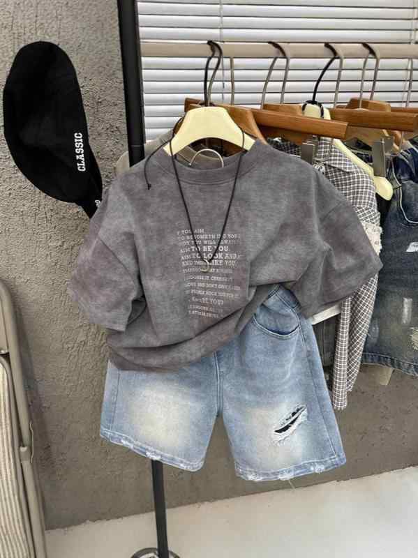 Tシャツ キッズ 男の子 子供 タイダイ染め アルファベット プリント 半袖 トップス カットソー プルオーバー ラウンドネック クルーネック 綿 コットン 薄手 伸縮性 通気性 カジュアル ストリート系 韓国風 アメカジ レトロ ヴィンテージ風 春夏