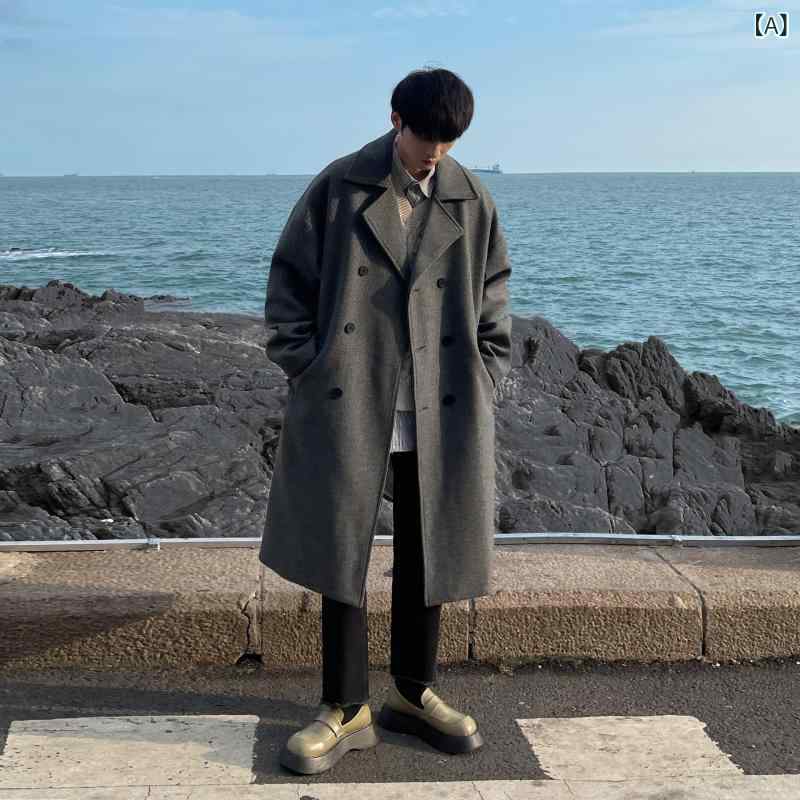 ・スタイル: 港風・シルエット: ルーズフィット・厚さ: 普通・対象: 青少年・生地名: ウールメルトン・主な素材: ポリエステル100%・裏地: ポリエステル・対応シーン: 日常・襟型: レギュラーカラー・柄: 無地・加工: ノンアイロン加工・デザイン詳細: 装飾ステッチ・ポケット: サイドポケット・裾デザイン: ストレートヘム・カラー展開: グレー、ブラック・サイズ展開: M、L、XL、XXL・カテゴリ: コート